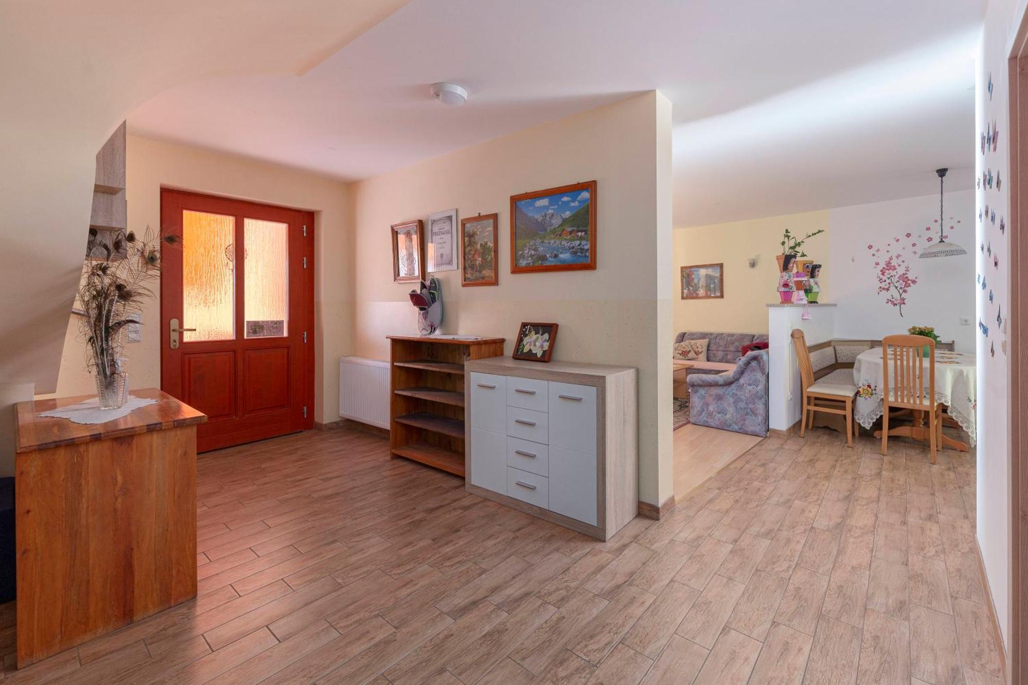 Apartment Pr' Kavac Rateče Esterno foto
