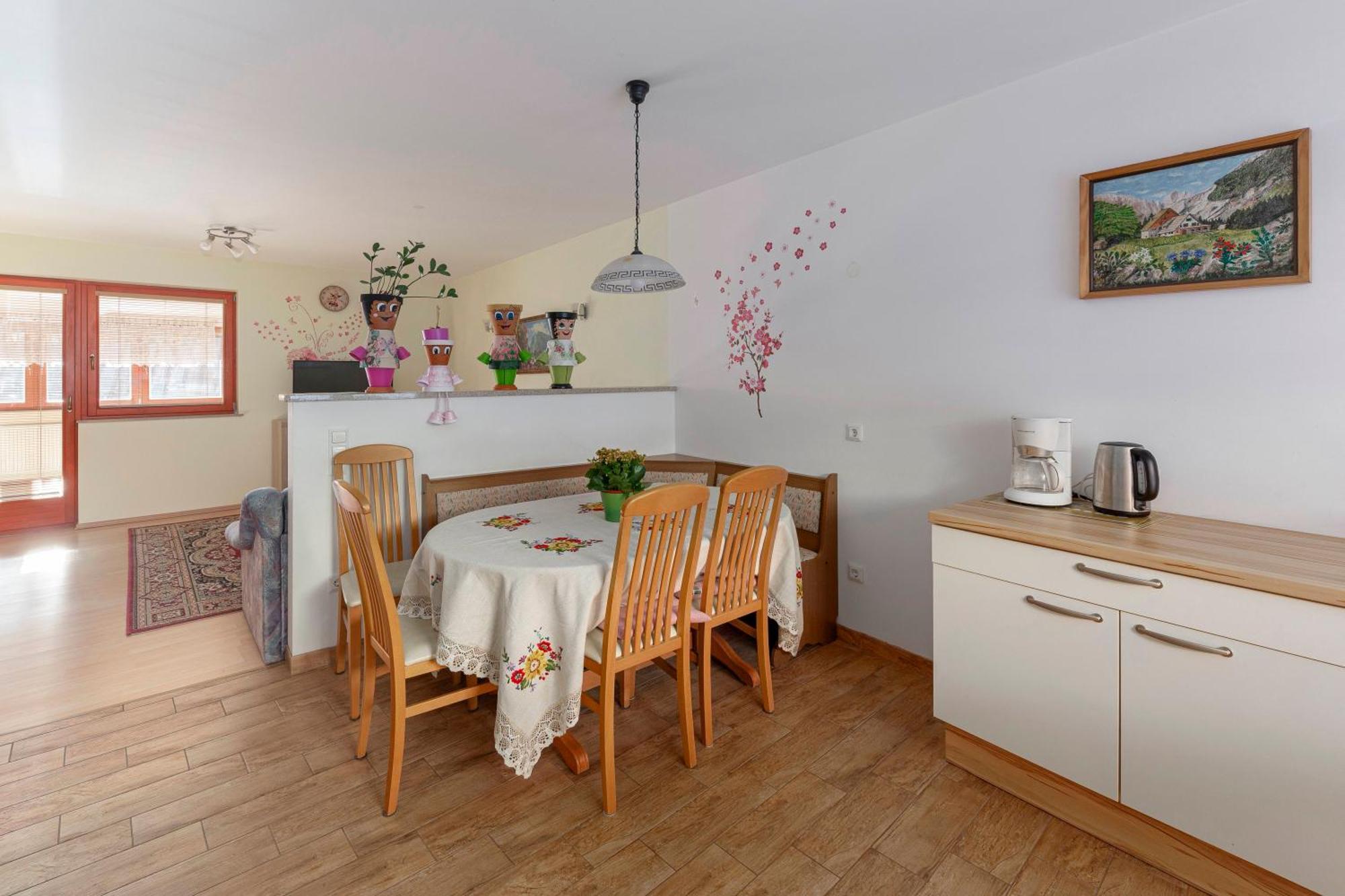 Apartment Pr' Kavac Rateče Esterno foto